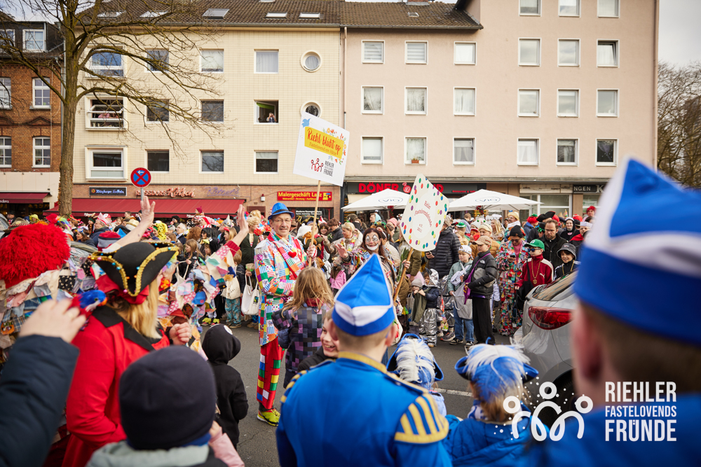 krie_045_010325-8