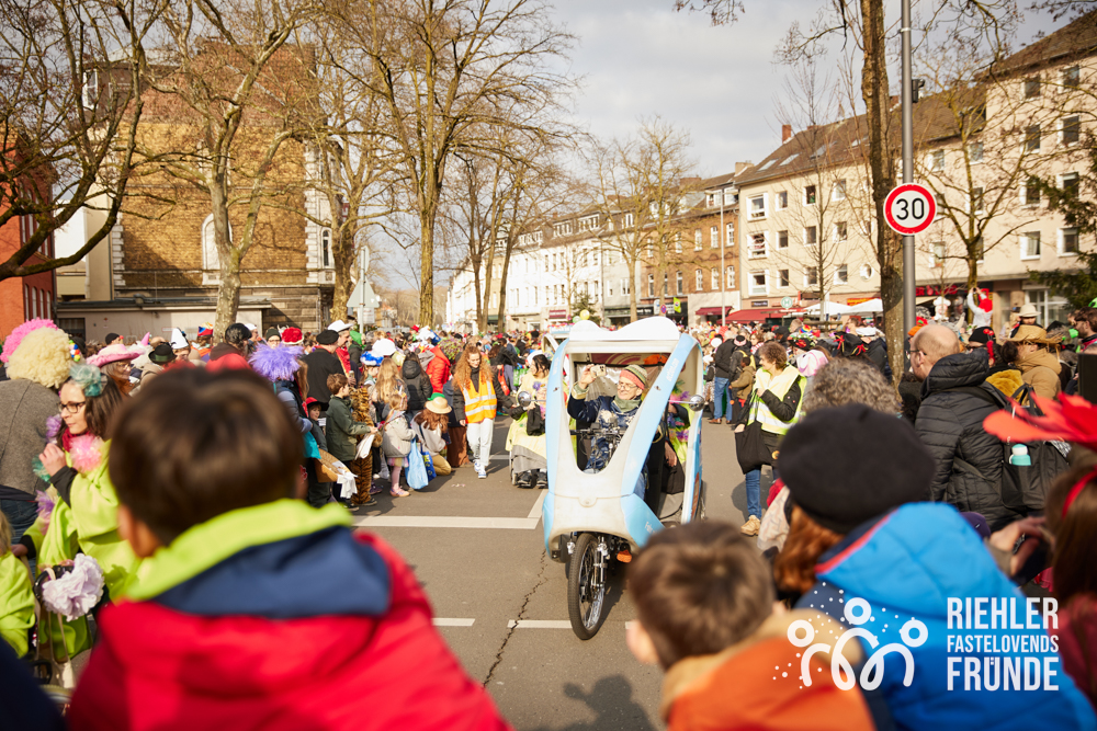 krie_065_010325-13
