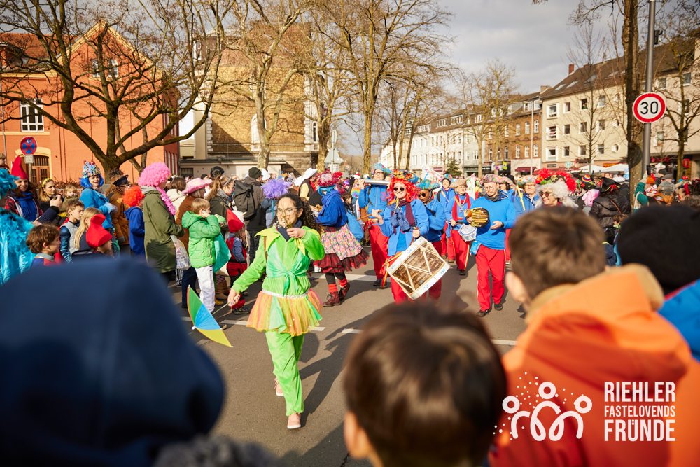krie_080_010325-16