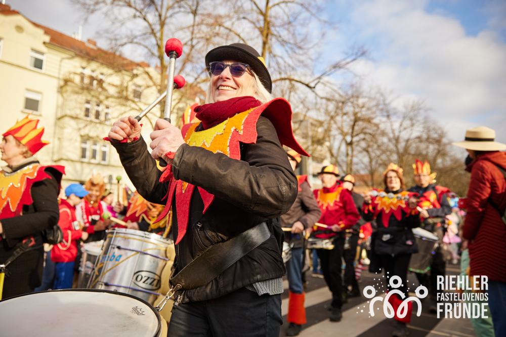krie_427_010325-75