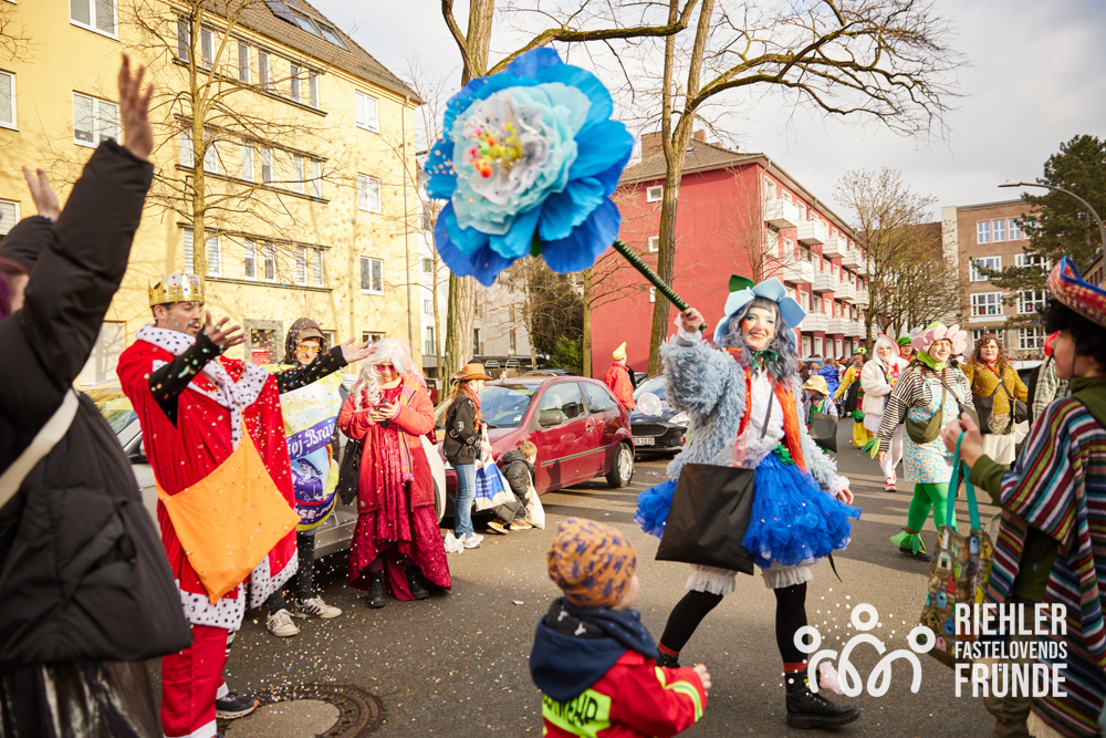 krie_477_010325-89